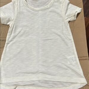 Cream Short Sleeve T-Shirt 40 piece bundle  2T